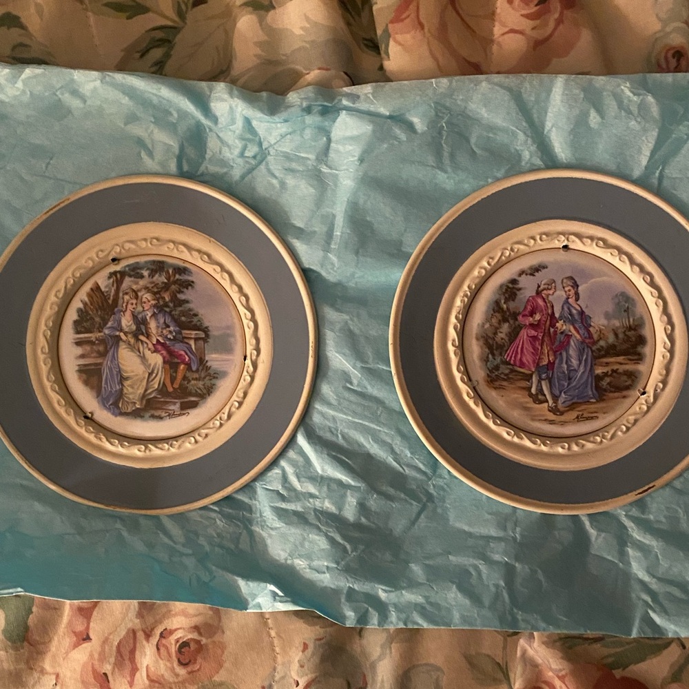 Vintage Decorative Plates with Romantic Scenes